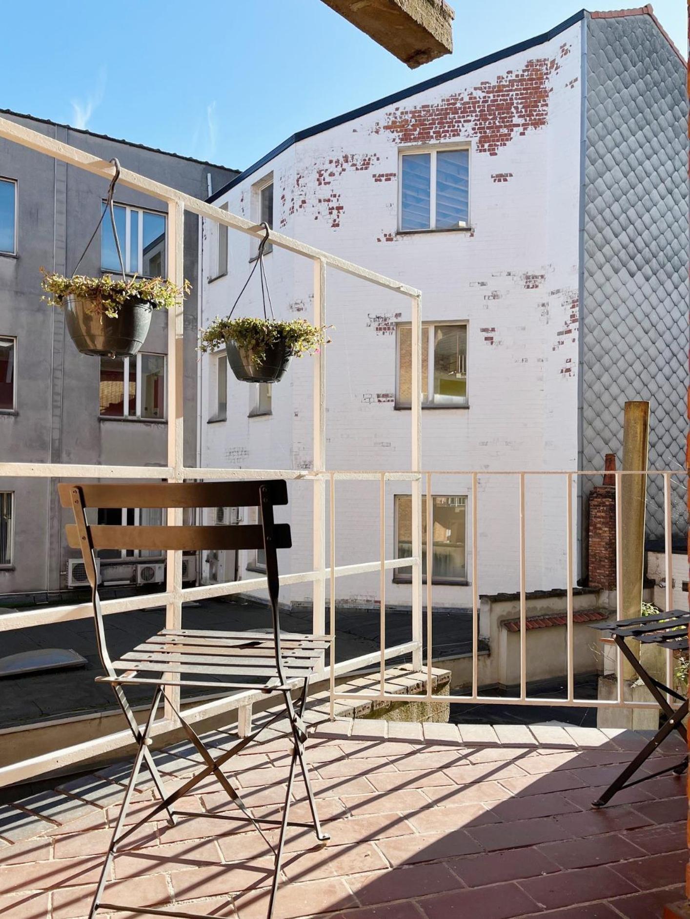 Apartment Trendy & Sunny In *